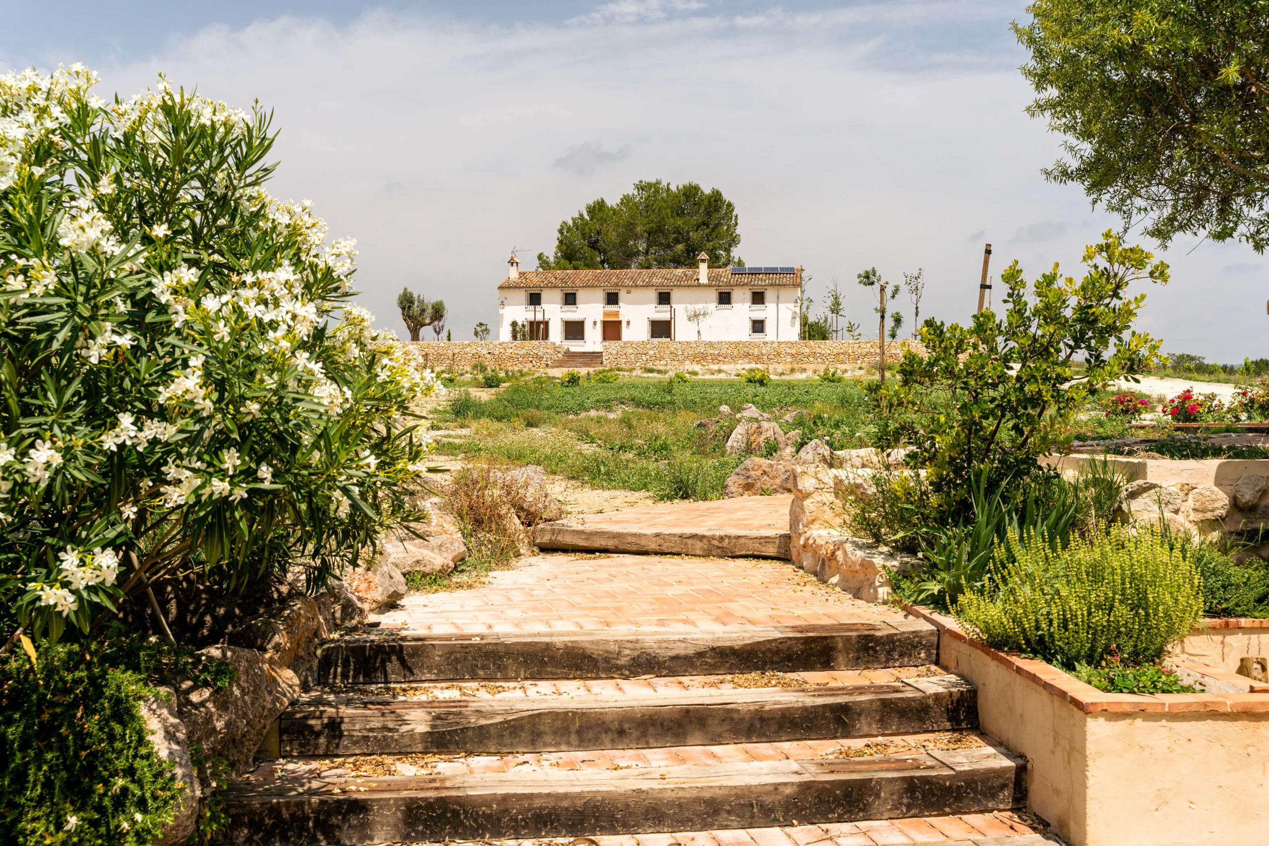 Casa La Muda en el Valle Íbero recuperada por Proyecto Origen